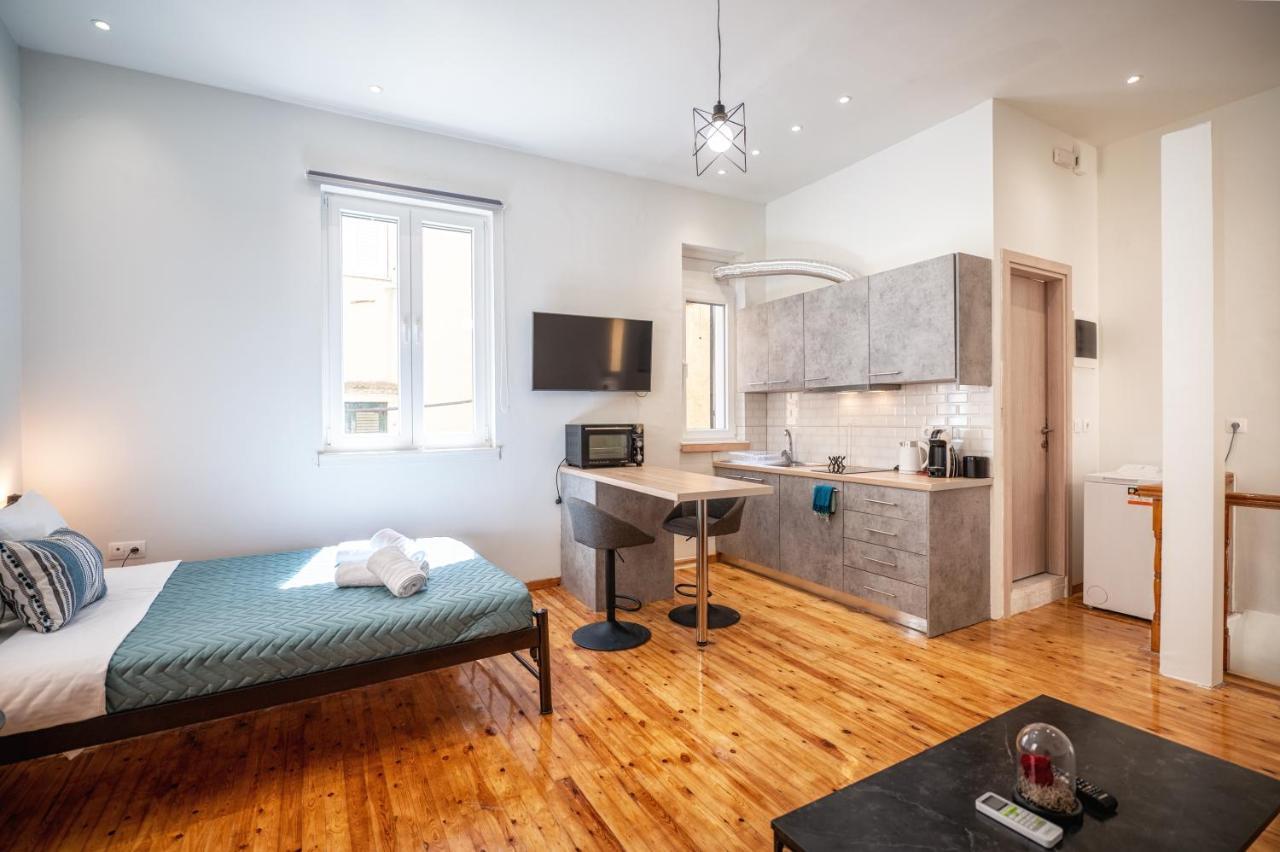 Mitropolis Places Apartment